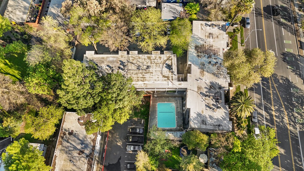 More Photos Of 745 F St, Davis Apartments For Sale