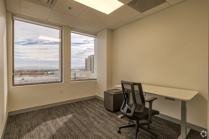 More Photos Of 300 S 4th St, Las Vegas Office For Sale