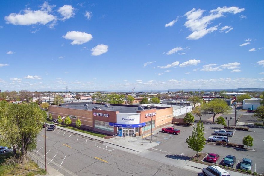 More Photos Of 215 N 4th Ave, Pasco Drugstore For Sale