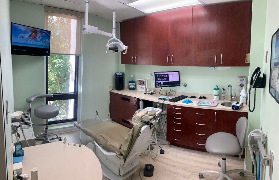 More Photos Of 11125 Rockville Pike, Rockville Medical For Lease