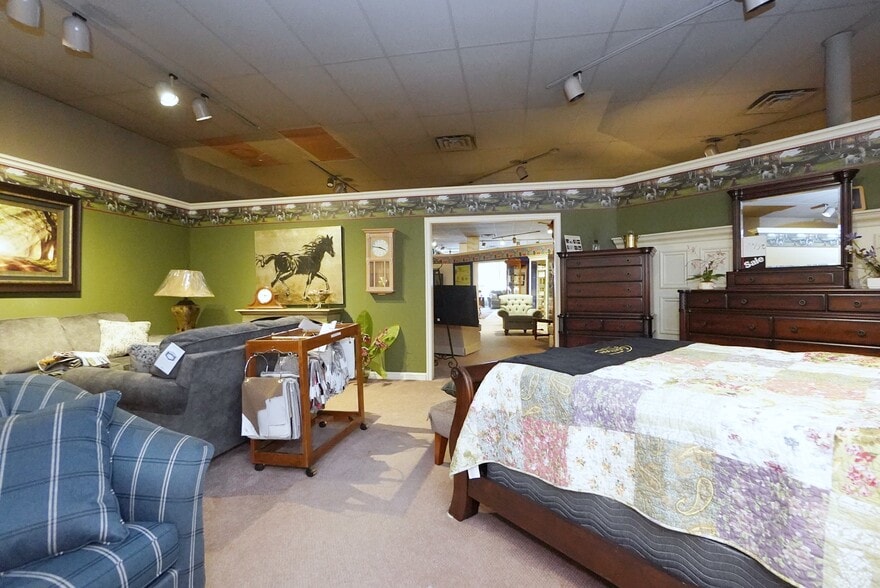 More Photos Of 1229 Castleton Ave, Staten Island Storefront For Lease