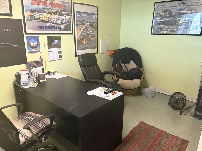 More Photos Of 140 Garner Rd, Spartanburg Auto Repair For Lease