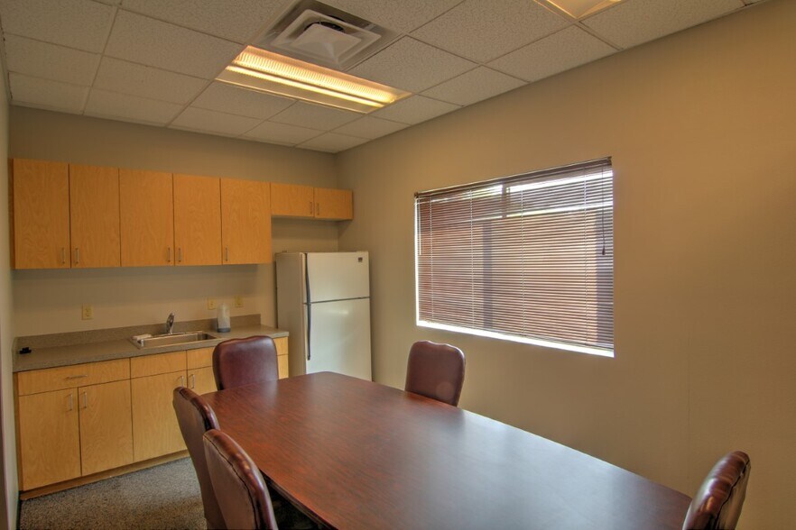 More Photos Of 760 Margrave Dr, Reno Office For Lease