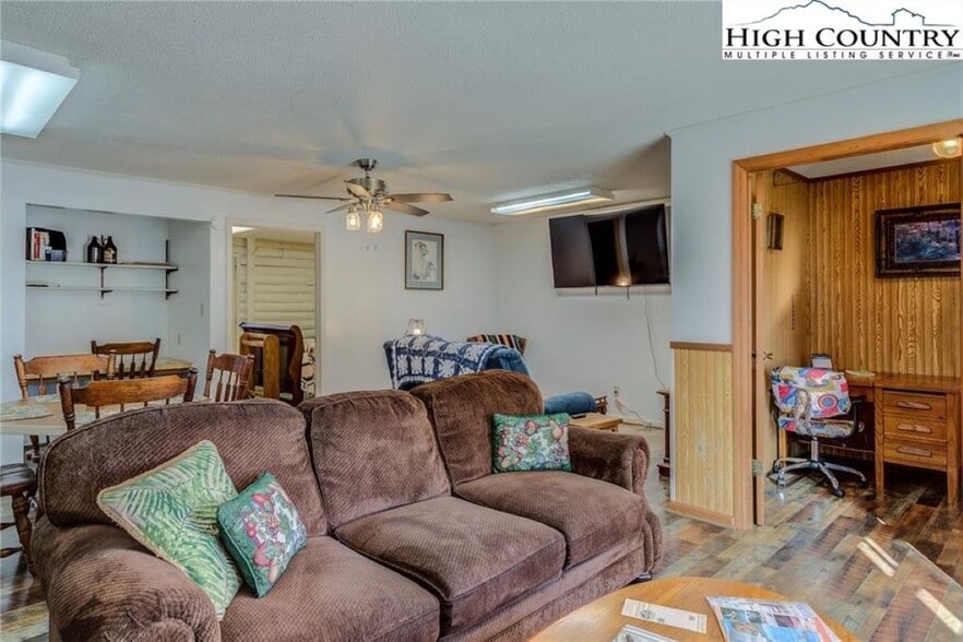 More Photos Of 71 E Cheek St, Sparta Apartments For Sale