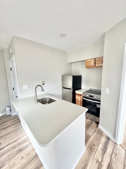 More Photos Of 324 E Bijou St, Colorado Springs Apartments For Sale