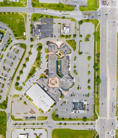 More Photos Of 18 Westage Dr, Fishkill Unknown For Lease