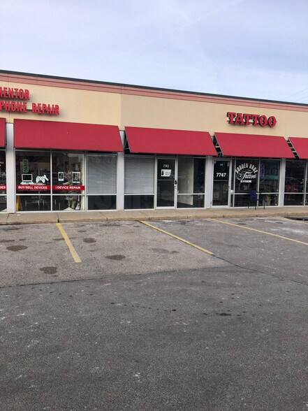 More Photos Of 7741-7749 Mentor Ave, Mentor Freestanding For Lease