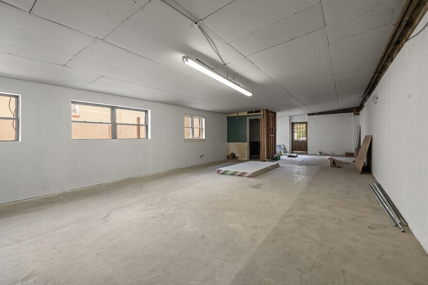 More Photos Of 47 Maple Ave, Flemington Light Manufacturing For Lease