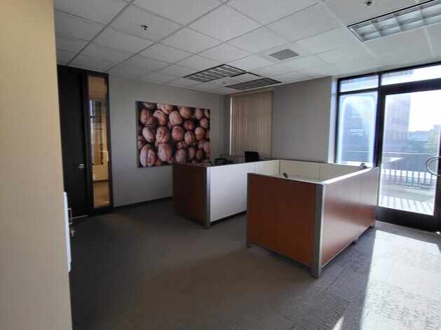 More Photos Of 1020 10th St, Modesto Office For Lease