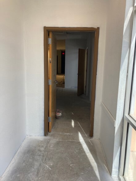 More Photos Of 1779 N Zaragosa Rd, El Paso Storefront For Sale