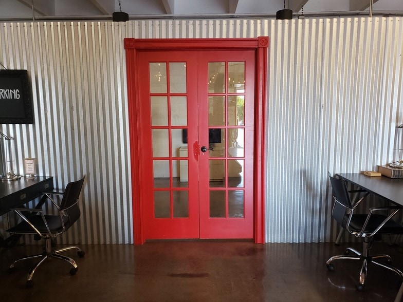More Photos Of 1016 Clare Ave, West Palm Beach Service For Lease