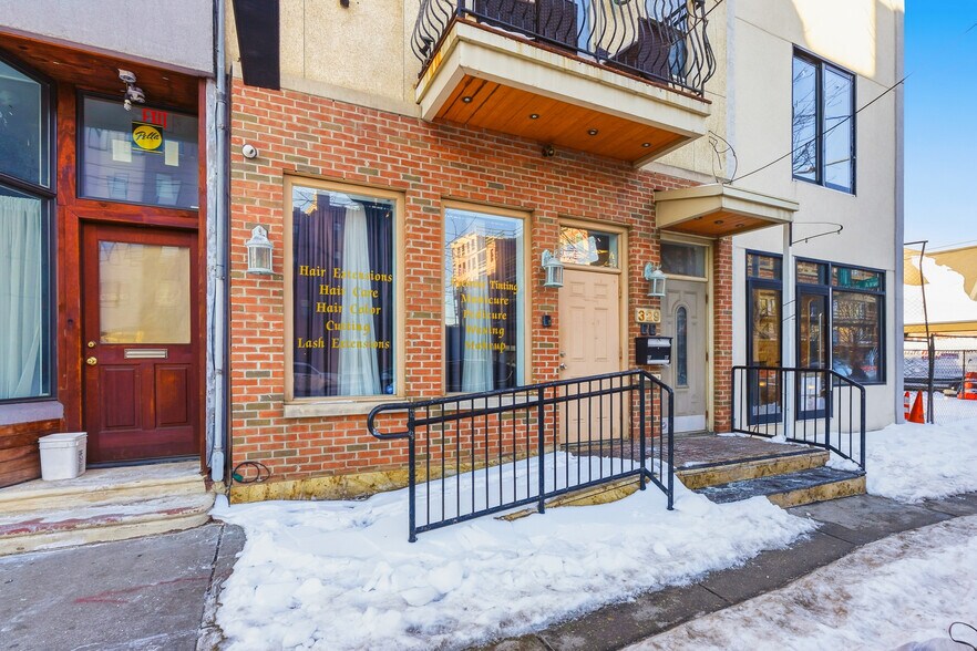 More Photos Of 329 W Girard Ave, Philadelphia Storefront Retail Residential For Lease