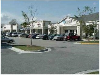 More Photos Of 1032 Volvo Pky, Chesapeake Unknown For Lease