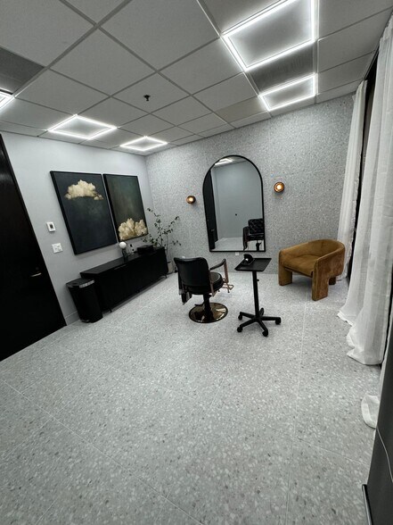 More Photos Of 1601 Dove St, Newport Beach Medical For Lease