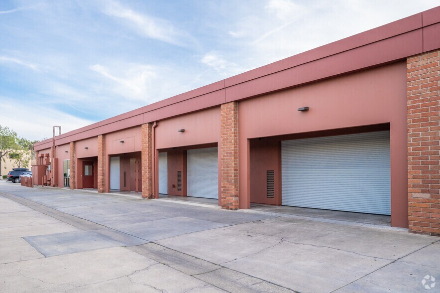 More Photos Of 3100 Pullman St, Costa Mesa Flex For Lease