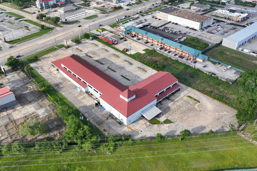 More Photos Of 324 Fm-1960 Rd, Houston General Retail For Sale