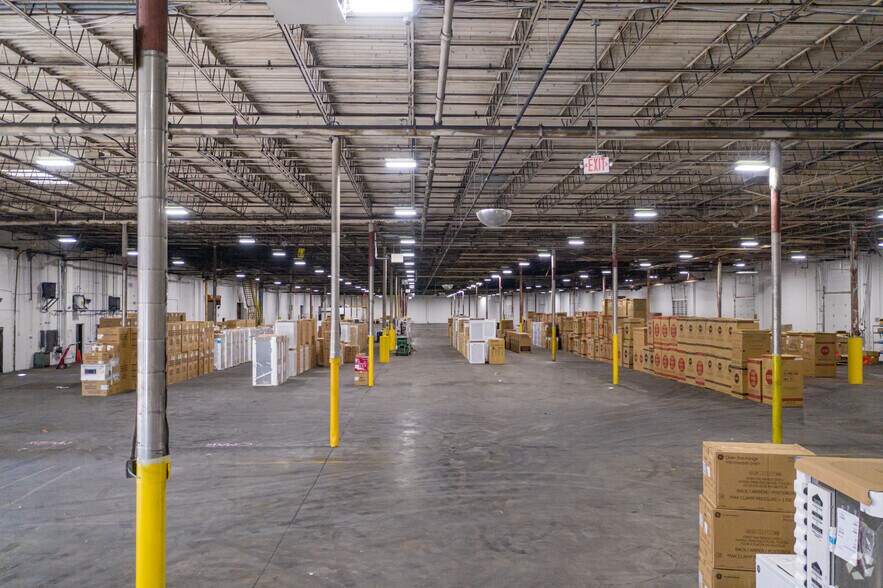 More Photos Of 3310 Deepwater Terminal Rd, Richmond Warehouse For Lease