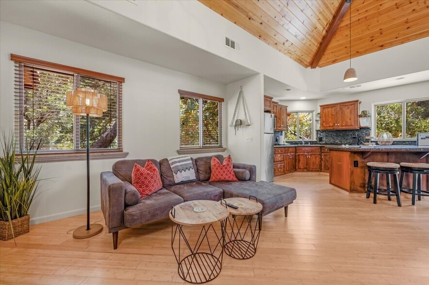 More Photos Of 29673 Rock Creek Dr, Three Rivers Specialty For Sale