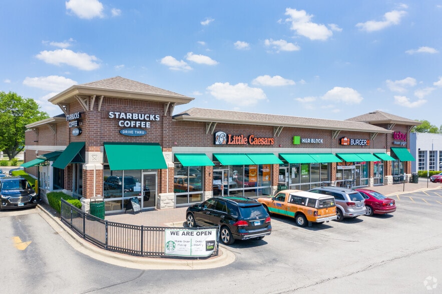 Primary Photo Of 6760-6768 W 95th St, Oak Lawn Freestanding For Lease