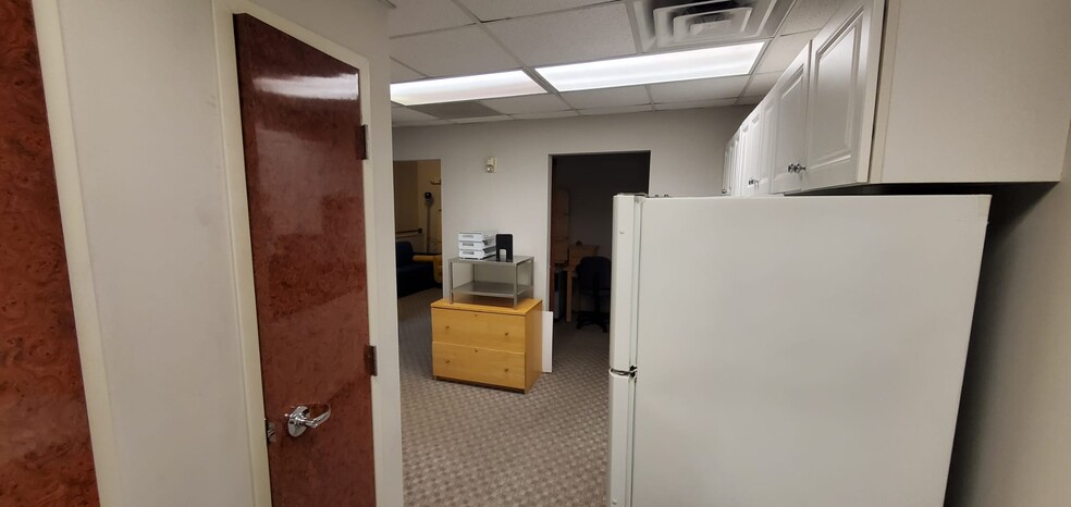 More Photos Of 341 3rd St, Macon-Bibb Loft Creative Space For Lease