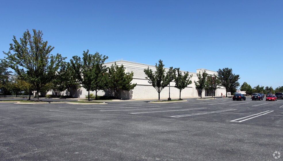 More Photos Of 110 Odendhal Ave, Gaithersburg Freestanding For Lease