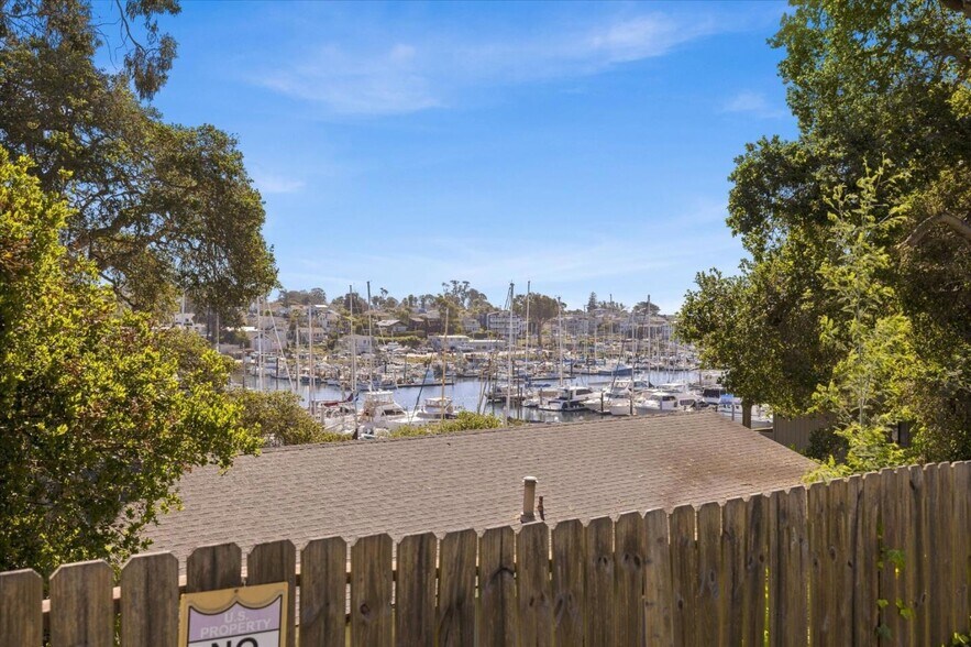 More Photos Of 171 Marine Parade, Santa Cruz Apartments For Sale