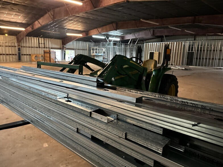 More Photos Of 37310 FM 521 Rd, Brazoria Distribution For Lease