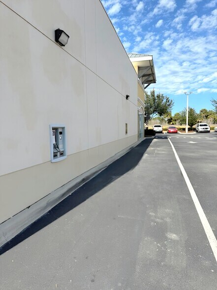 More Photos Of 4675 E Sr-44, Wildwood Freestanding For Lease