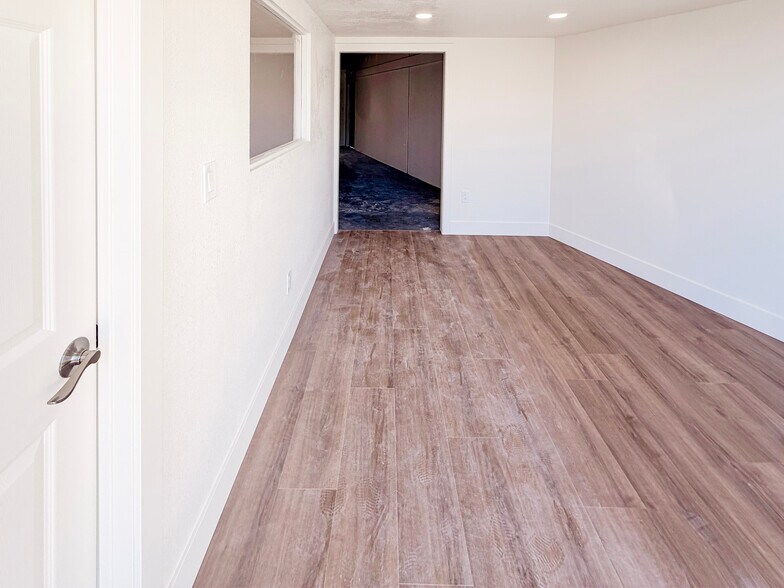 More Photos Of 201-207 Benton Ct, Suisun City Auto Repair For Lease