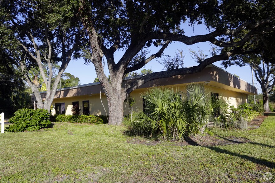 More Photos Of 6675 38th Ave N, Saint Petersburg Medical For Lease