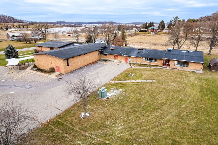 More Photos Of S5864 State Highway 23, Loganville Light Distribution For Sale