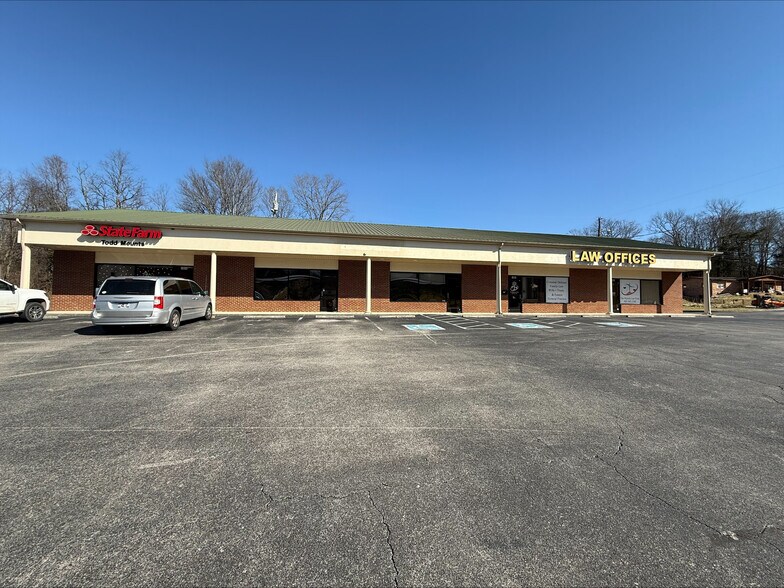 Primary Photo Of 1004 N Highway 92, Jefferson City Healthcare For Lease