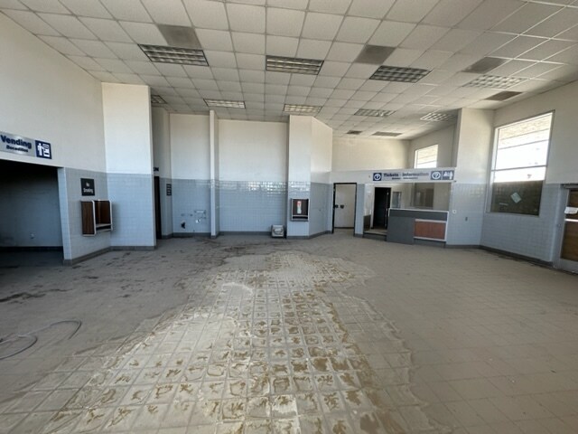 More Photos Of 460 W State St, El Centro Freestanding For Sale