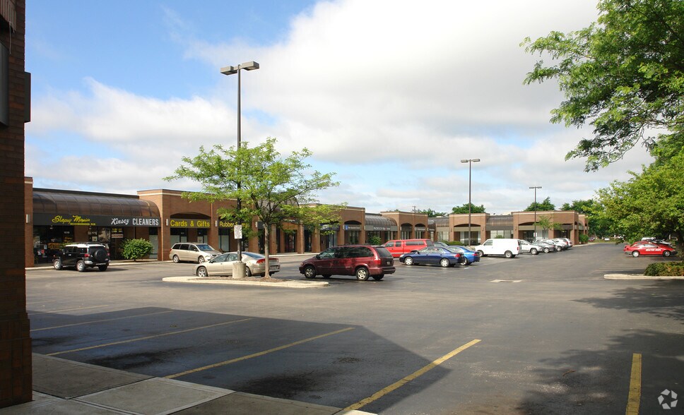 Primary Photo Of 975-1045 Mediterranean Ave, Columbus Unknown For Lease
