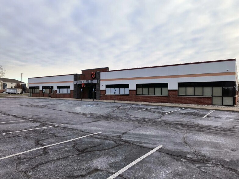 More Photos Of 8401 Ohio, Merrillville Office For Sale