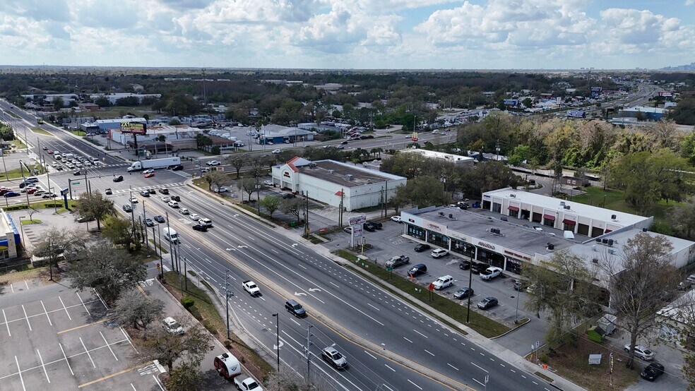 More Photos Of 1652-1704 N Goldenrod Rd, Orlando General Retail For Sale