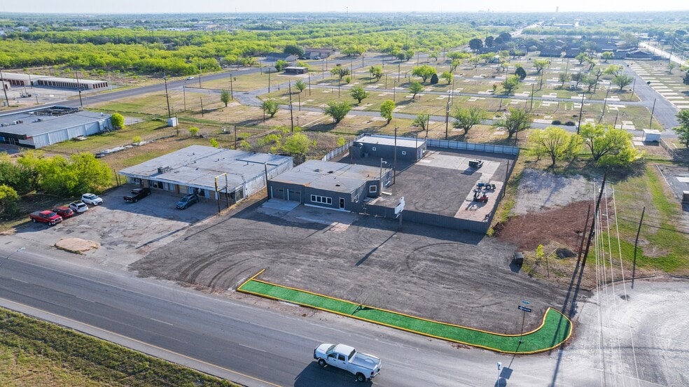 More Photos Of 769 Arnold Blvd, Abilene Flex For Sale