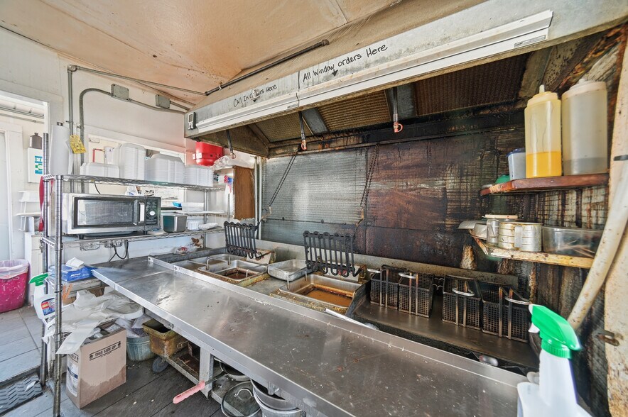 More Photos Of 503 N Main St, Attica Freestanding For Sale