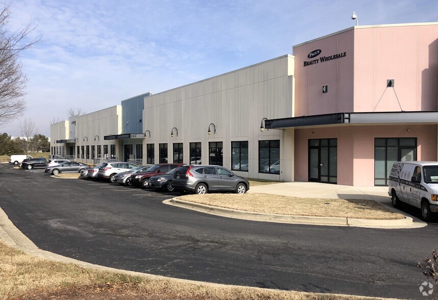 More Photos Of 8601 Ritchie Dr, Capitol Heights Warehouse For Lease