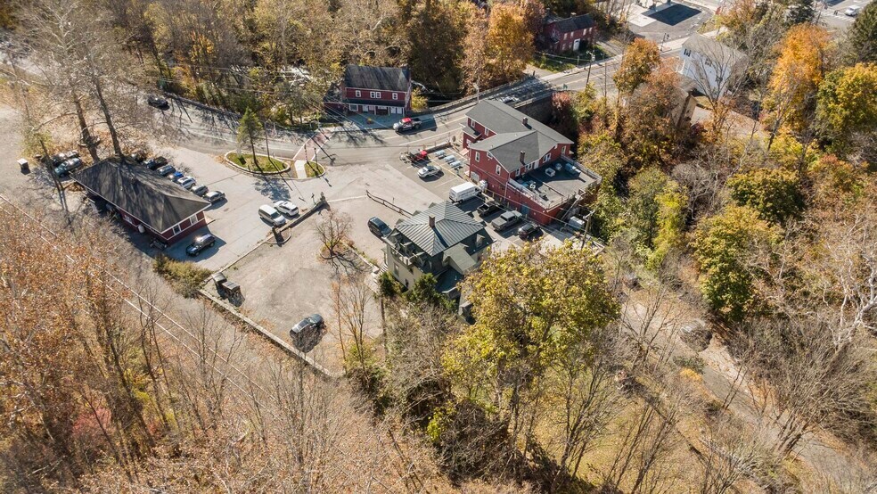 More Photos Of One Tuck's Rd, Brookfield Multifamily For Sale