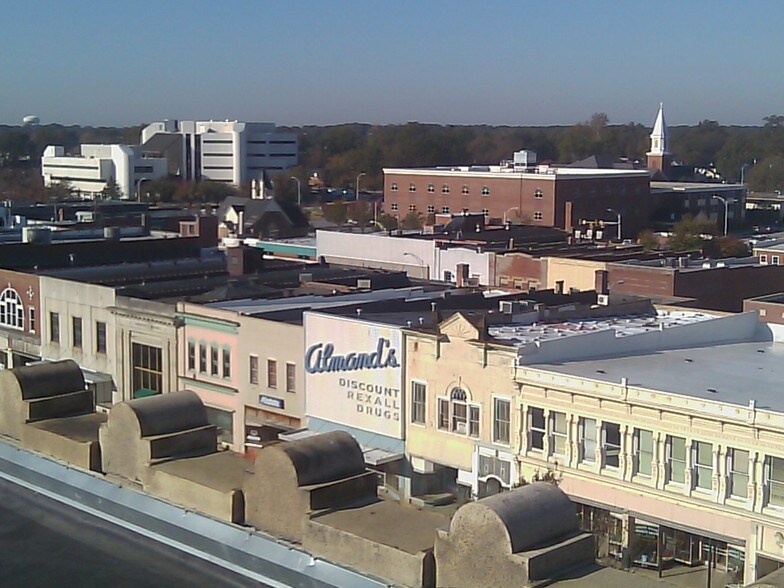 More Photos Of 107 SE Main St, Rocky Mount Office For Lease