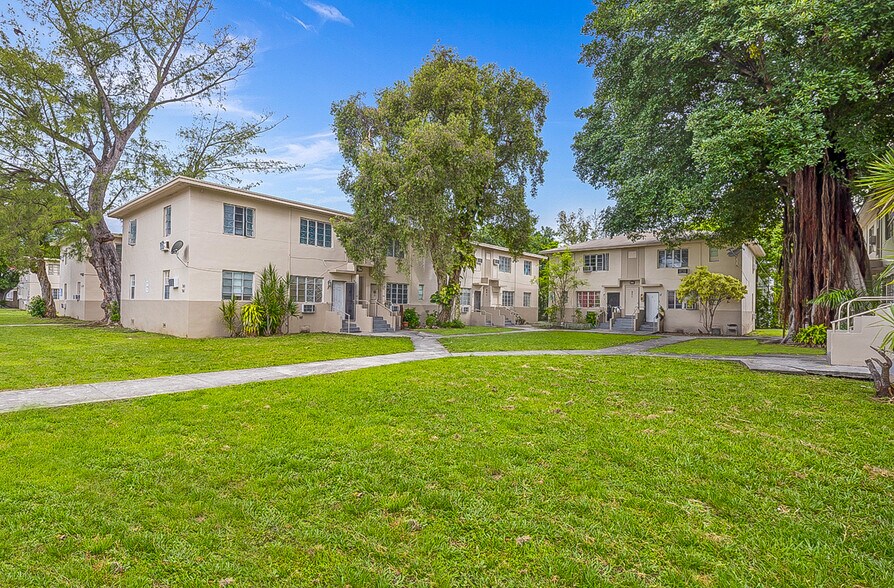 More Photos Of 931 SW 3rd St, Miami Apartments For Sale