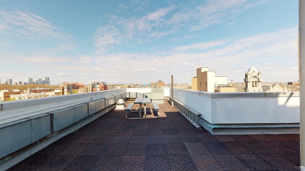 More Photos Of 518 Meeker Ave, Brooklyn Apartments For Sale