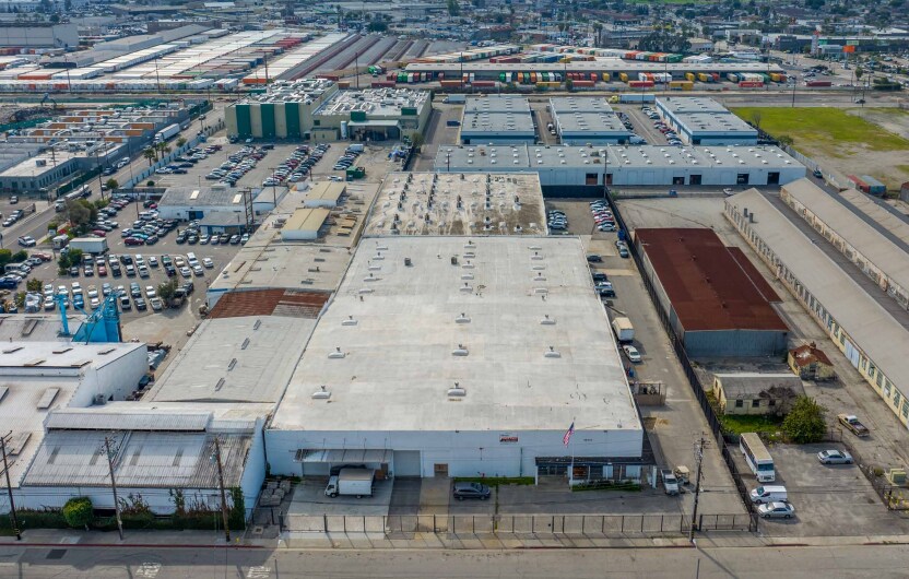 More Photos Of 4916 Cecilia St, Cudahy Warehouse For Sale