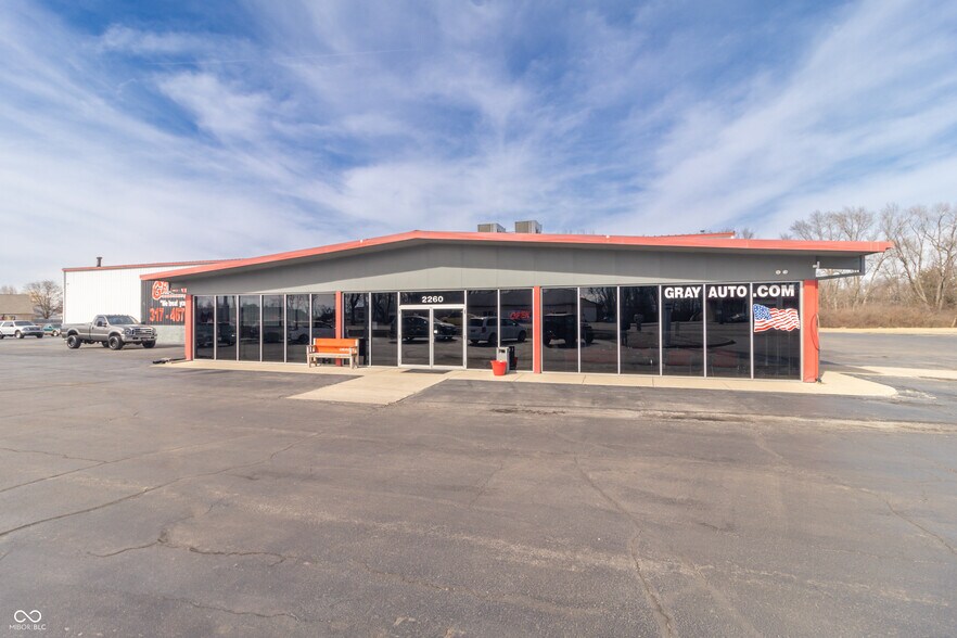 More Photos Of 2260 W Main St, Greenfield Service For Sale