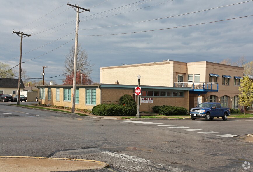 More Photos Of 101 W Kansas St, Liberty Medical For Sale