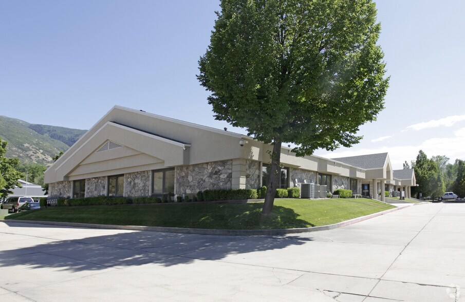 Primary Photo Of 352 S 200 W, Farmington Office For Lease
