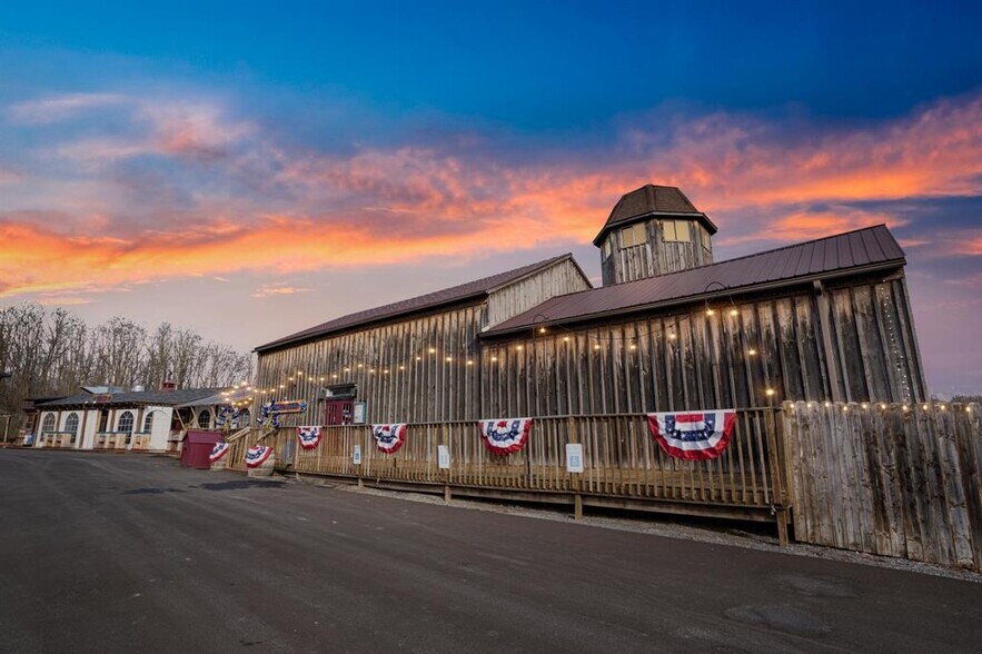 More Photos Of 4369 Covert, Interlaken Freestanding For Sale