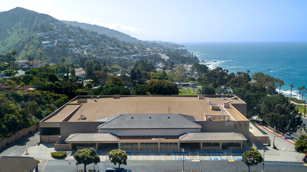 More Photos Of 30922 Coast Hwy, Laguna Beach Supermarket For Lease