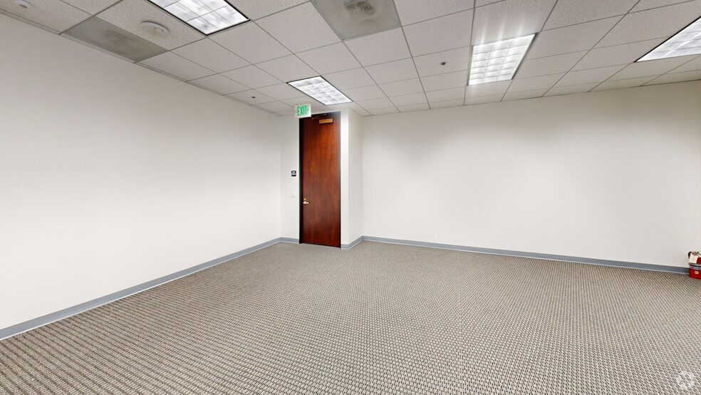 More Photos Of 835 Wilshire Blvd, Los Angeles Loft Creative Space For Lease